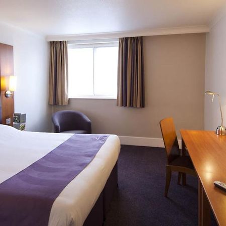 Premier Inn Edinburgh Airport - Newbridge Newbridge  Exterior foto