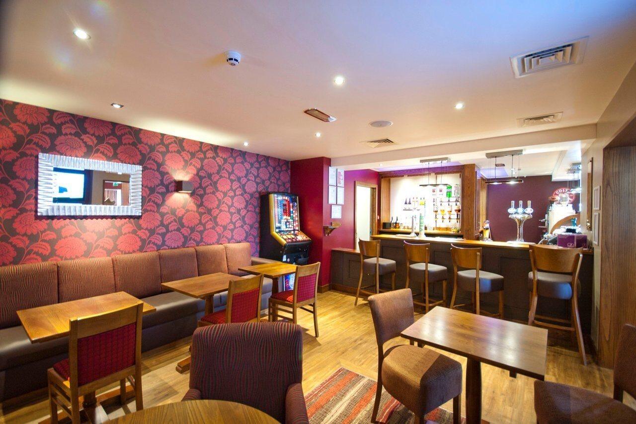 Premier Inn Edinburgh Airport - Newbridge Newbridge  Exterior foto