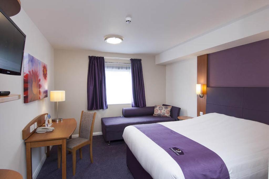 Premier Inn Edinburgh Airport - Newbridge Newbridge  Zimmer foto