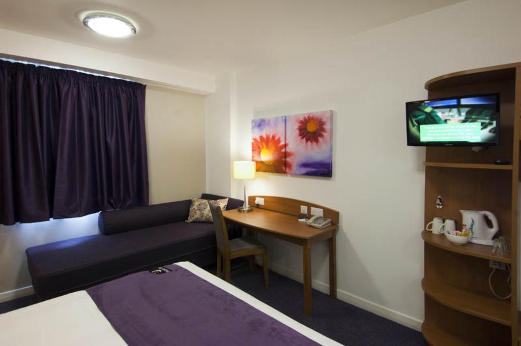 Premier Inn Edinburgh Airport - Newbridge Newbridge  Zimmer foto