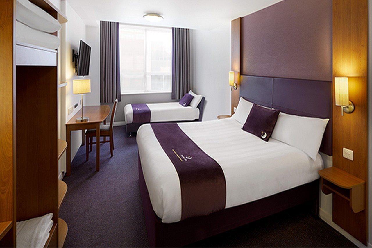 Premier Inn Edinburgh Airport - Newbridge Newbridge  Exterior foto