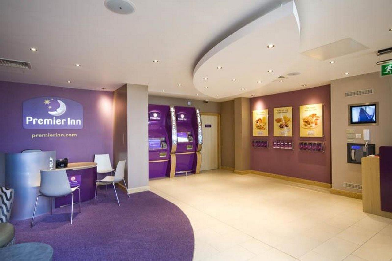 Premier Inn Edinburgh Airport - Newbridge Newbridge  Exterior foto